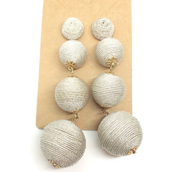 3/$30 SILVER BAUBLE GRADUATED BALL DROP EARRINGS THREAD WRAPPED STATEMENT PARTY - Picture 10 of 10
